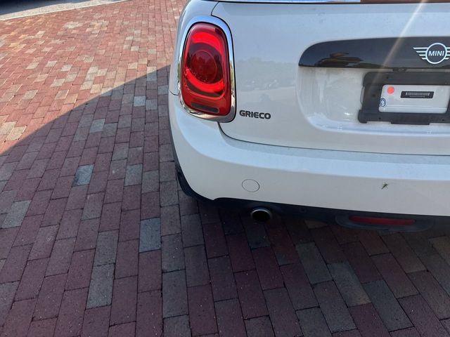Used 2019 MINI Cooper Convertible w/ Signature Upholstery Package FWD image 8