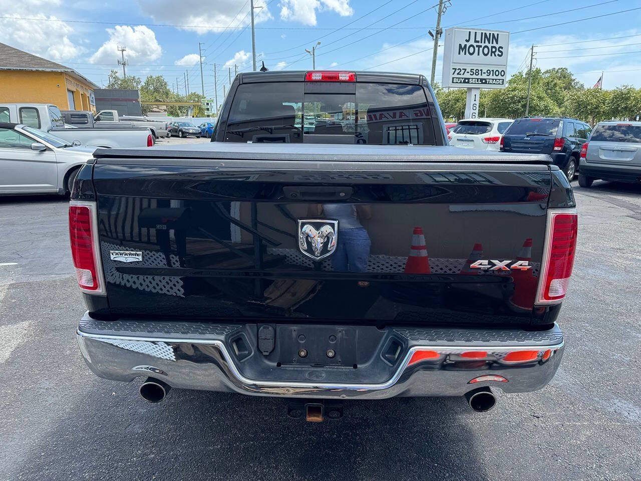 Used 2018 RAM 1500 Laramie AWD/4WD image 7