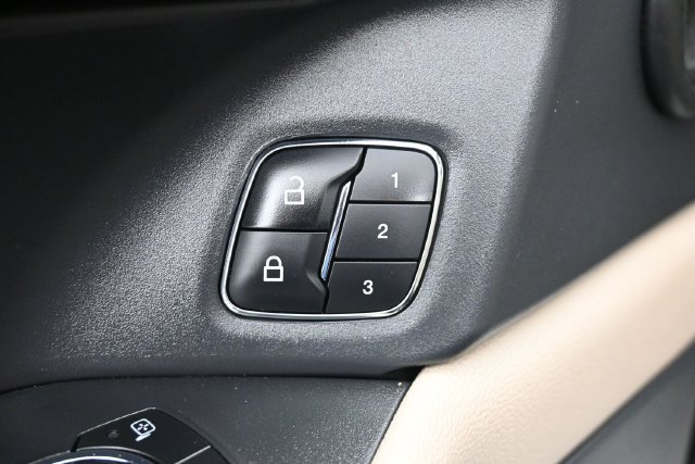 Certified 2024 Ford Expedition Limited RWD image 15