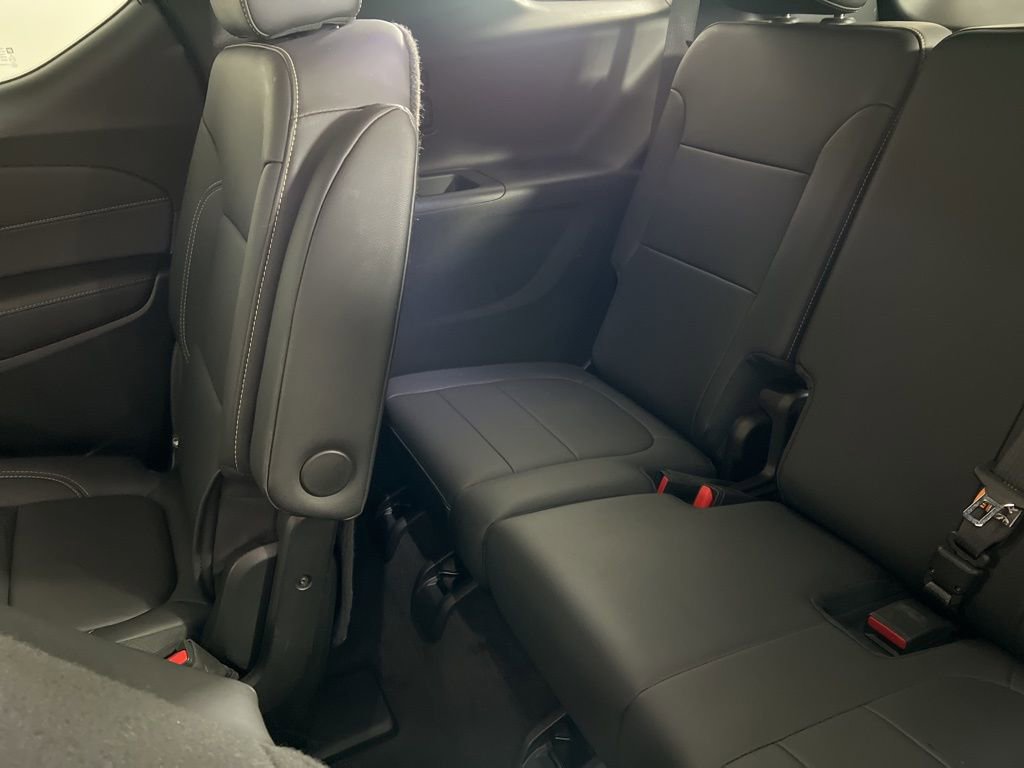 Used 2023 Chevrolet Traverse LT w/ LPO, Floor Liner Package AWD/4WD image 18