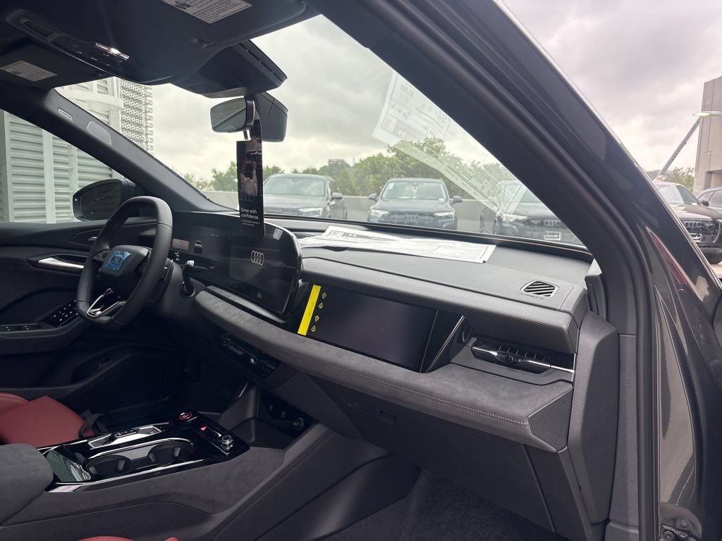 New 2027 Audi SQ6 e-tron Prestige AWD/4WD image 15
