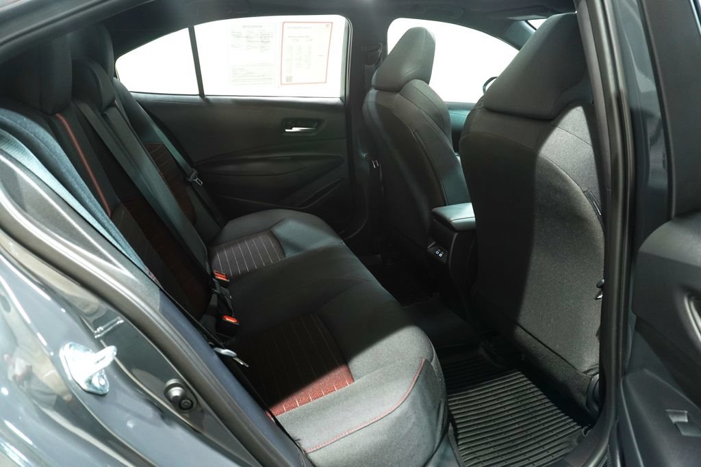 Used 2025 Toyota Corolla SE w/ SE Premium Package FWD image 15