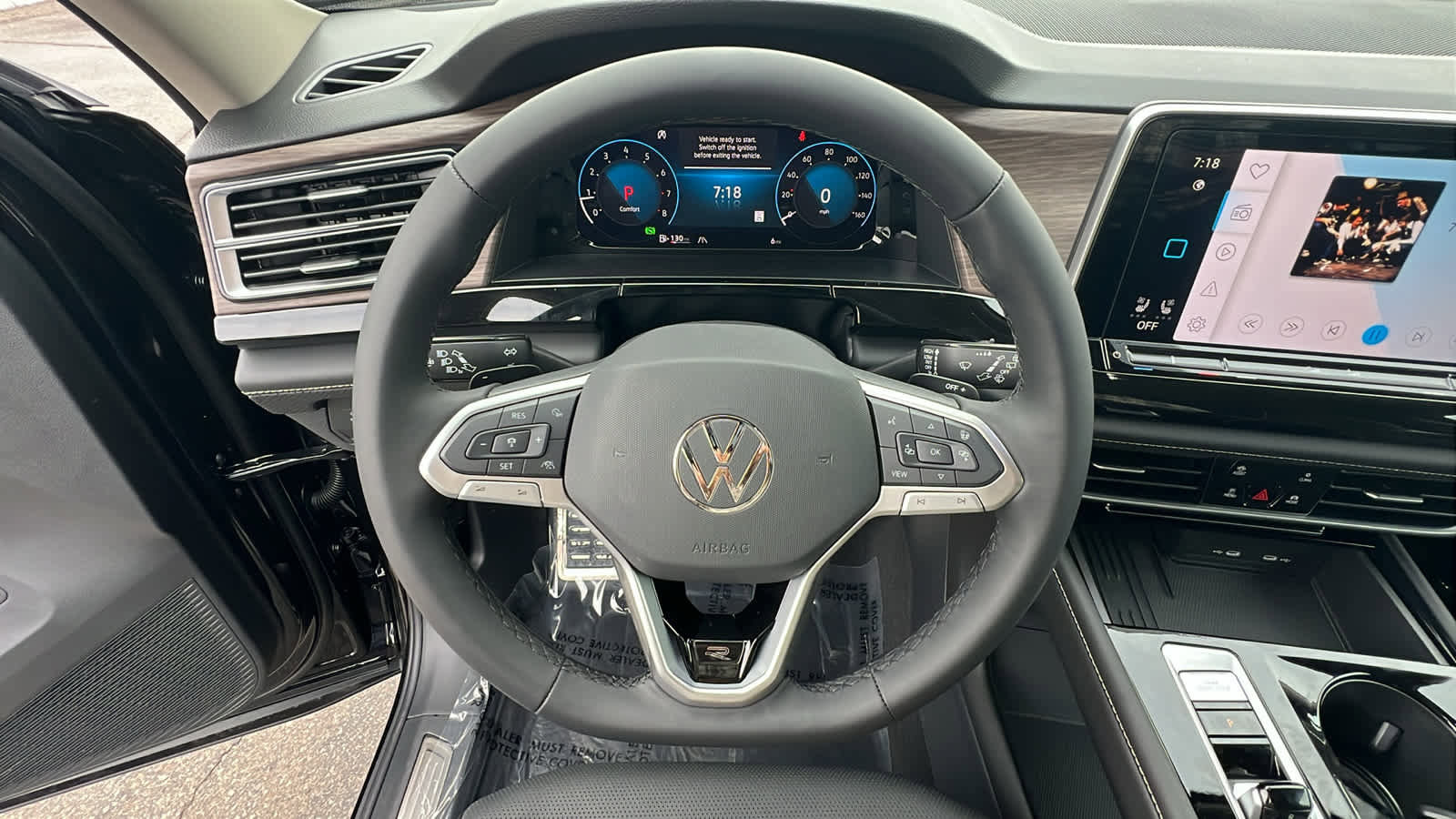 New 2026 Volkswagen Atlas SEL Premium R-Line image 18