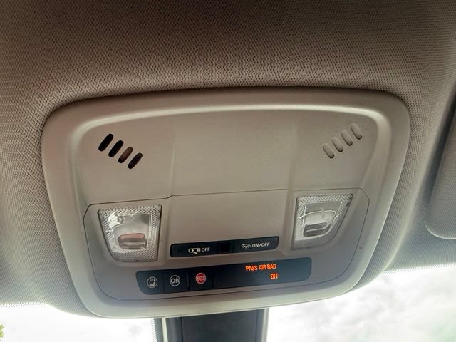 Used 2018 Chevrolet Malibu LT FWD image 28