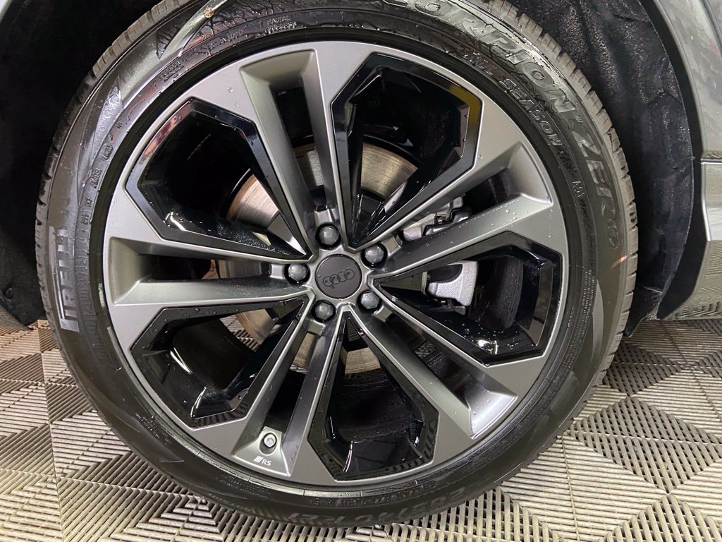 New 2026 Audi Q7 Premium Plus AWD/4WD image 12