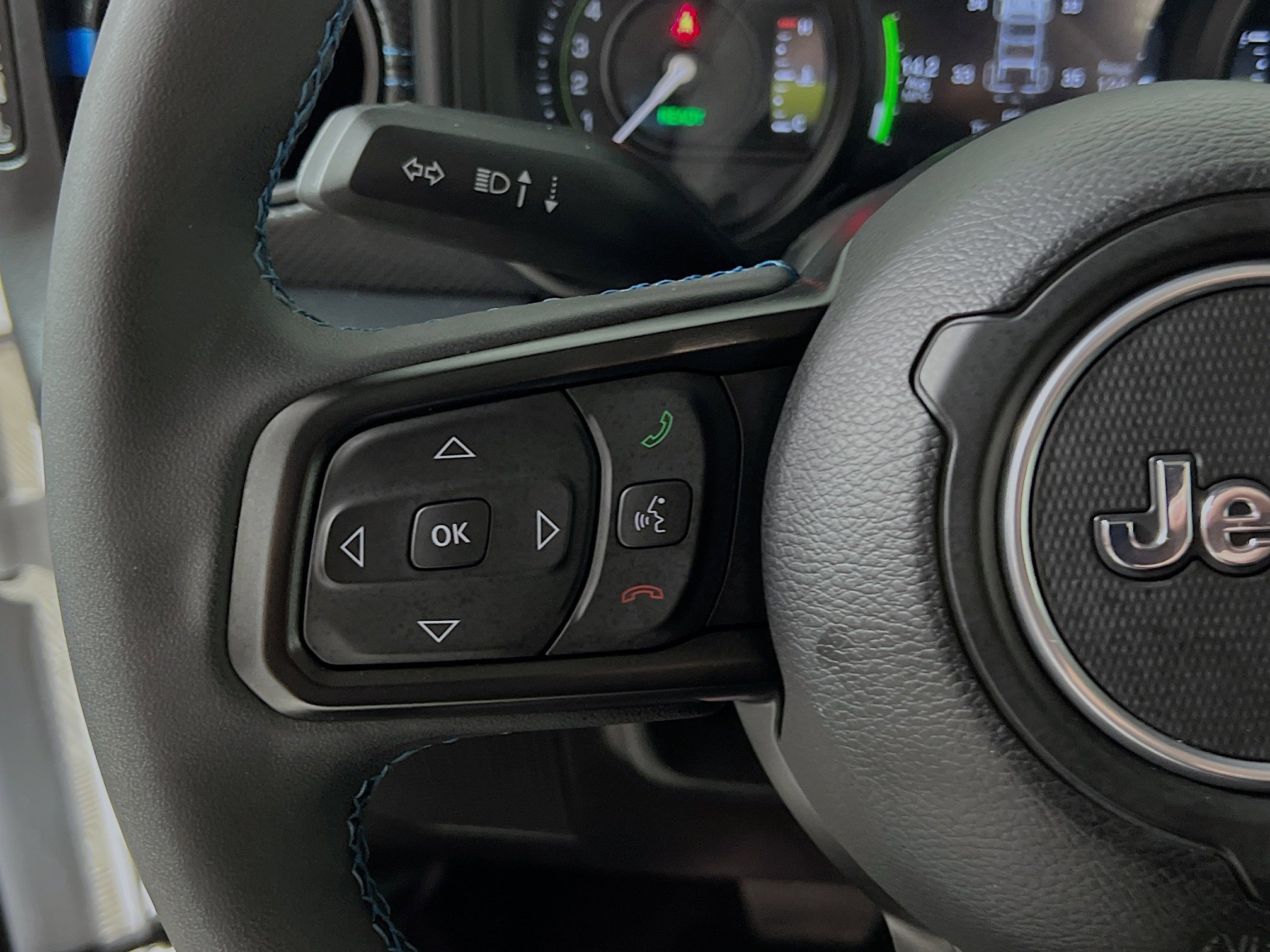 Used 2025 Jeep Wrangler Unlimited Rubicon 4xe w/ Safety Group image 19