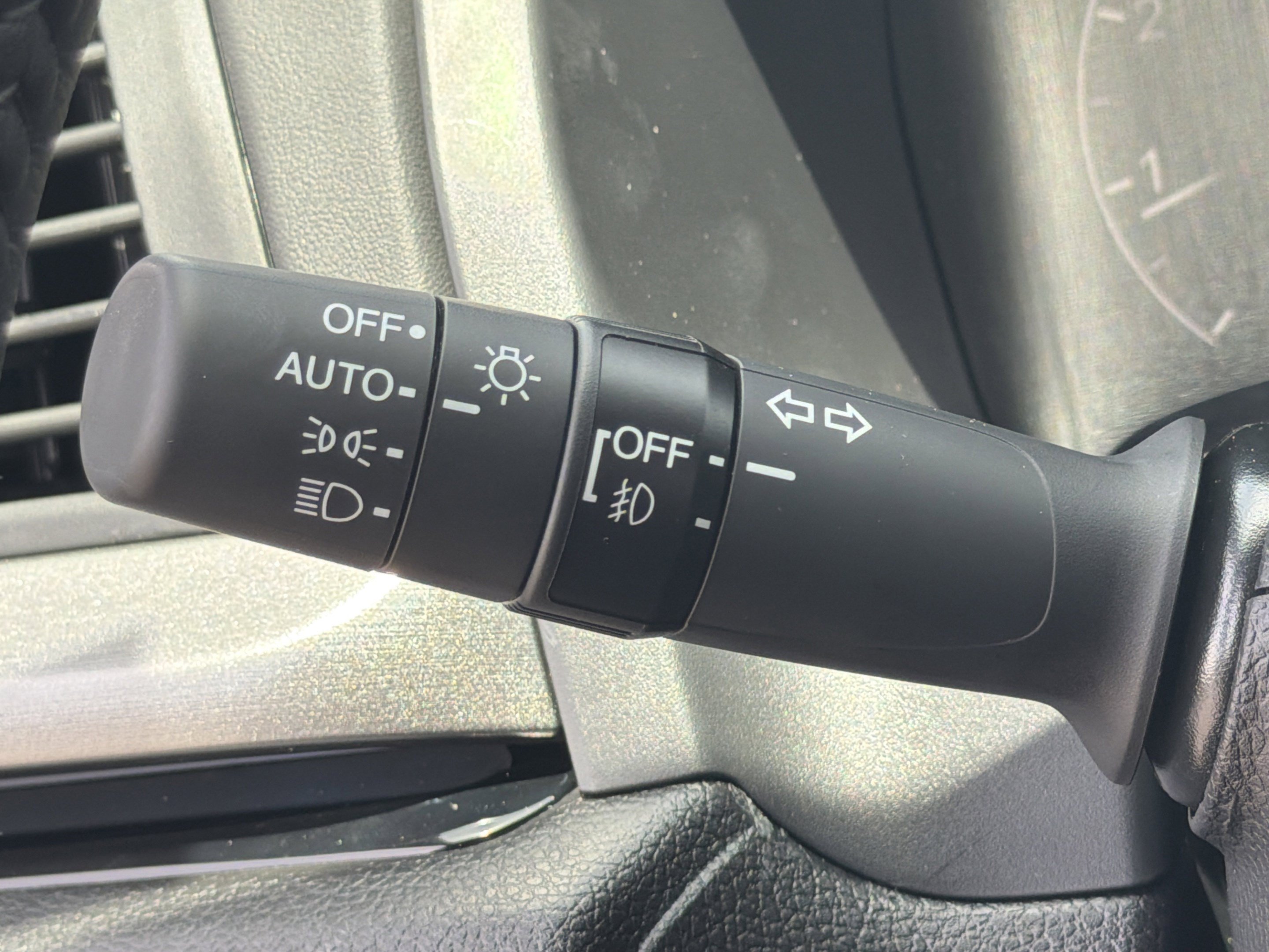 New 2026 Honda Odyssey Touring image 18