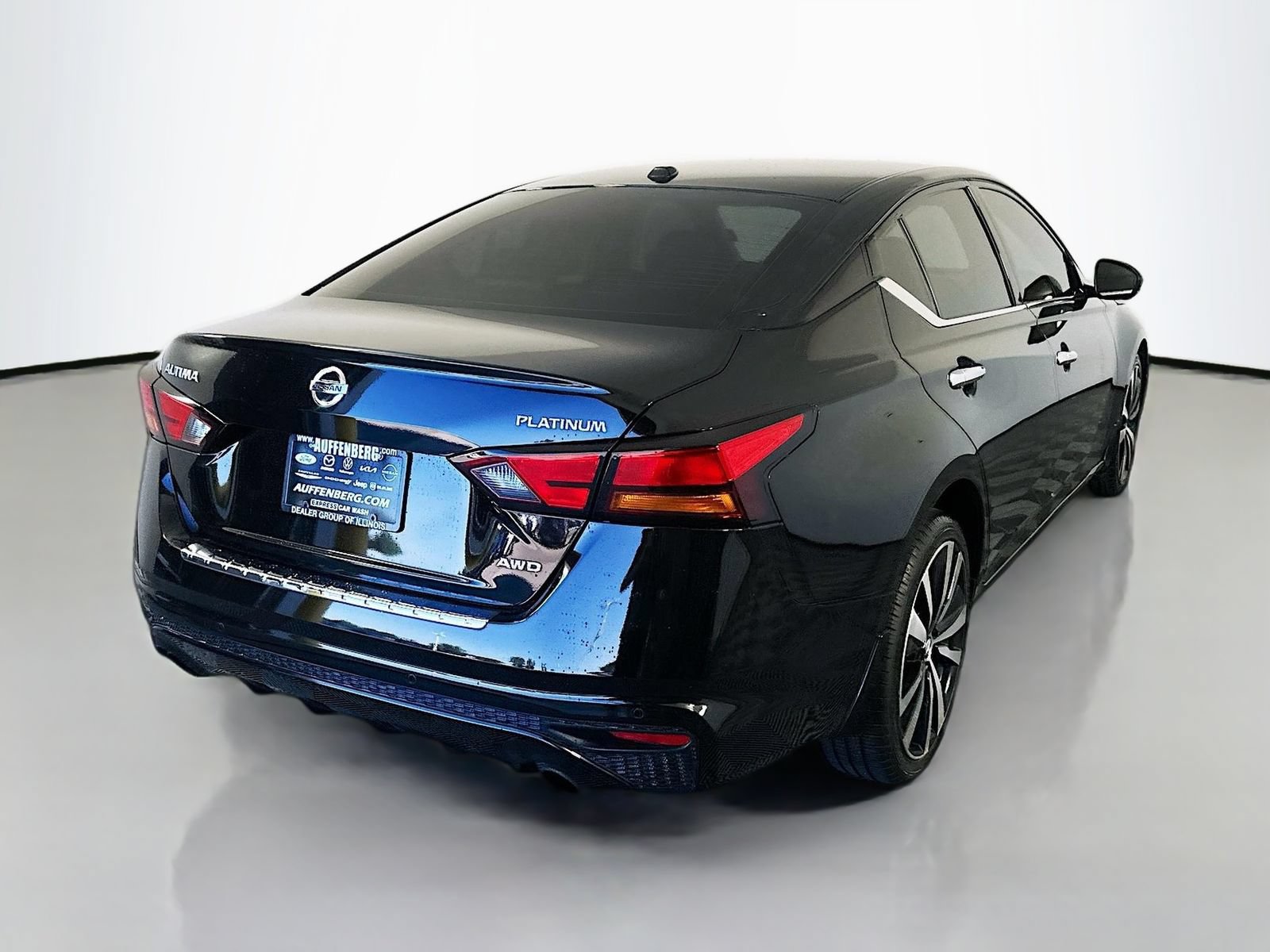 Used 2021 Nissan Altima 2.5 Platinum AWD/4WD image 7