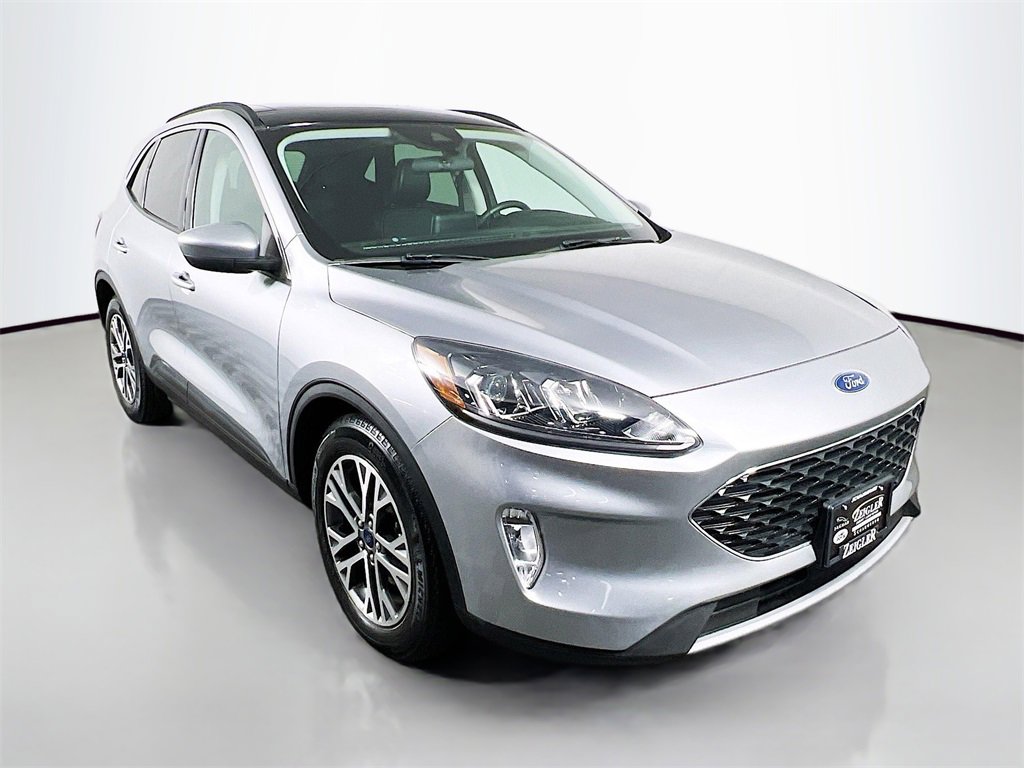 Used 2021 Ford Escape SEL w/ Technology Package image 3