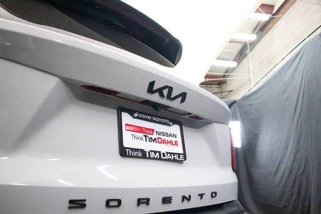 Used 2022 Kia Sorento SX Prestige image 14