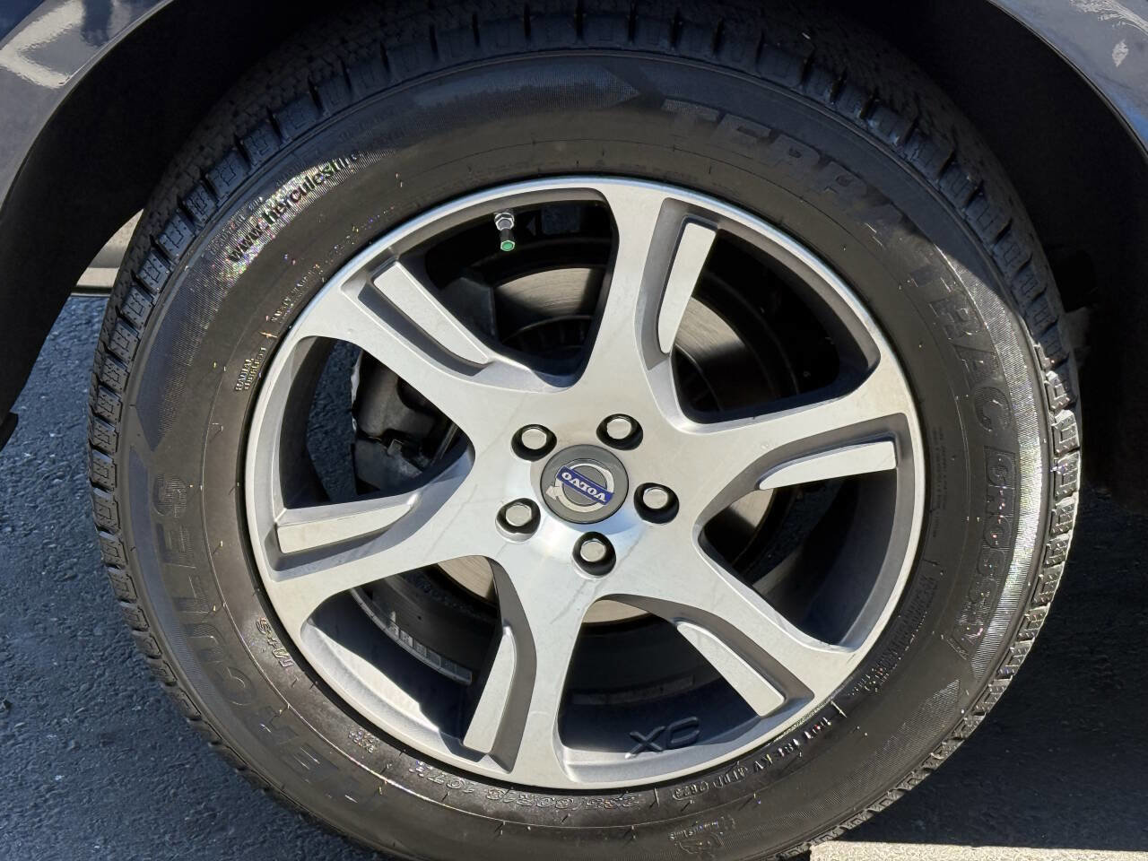 Used 2013 Volvo XC60 T6 AWD/4WD image 17