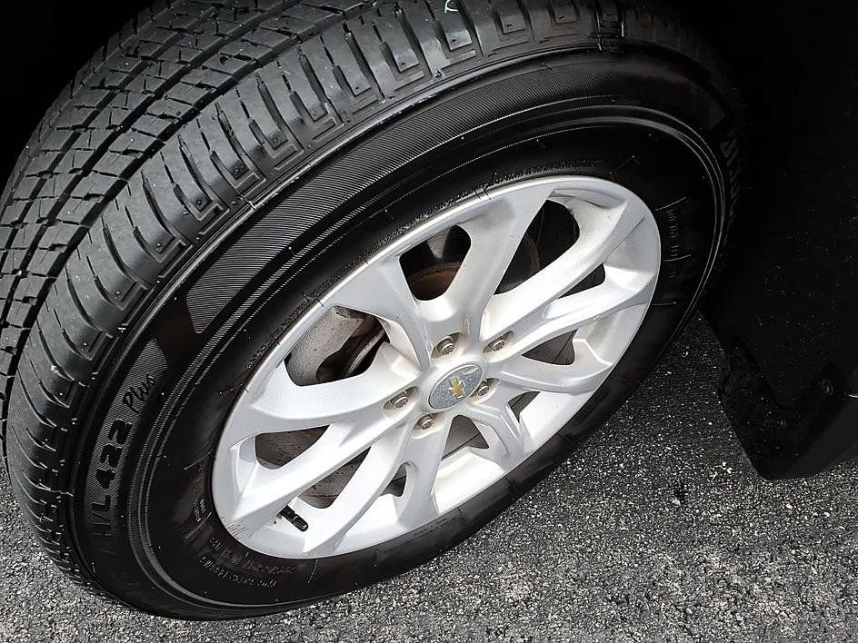 Used 2021 Chevrolet Equinox LT AWD/4WD image 10