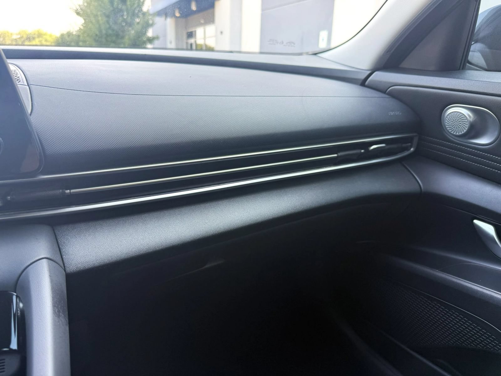 Used 2021 Hyundai Elantra SEL w/ Convenience Package FWD image 21