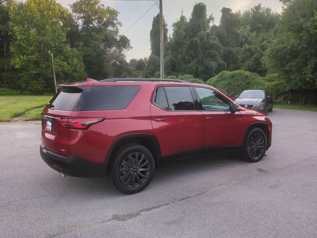 Used 2023 Chevrolet Traverse RS AWD/4WD image 5