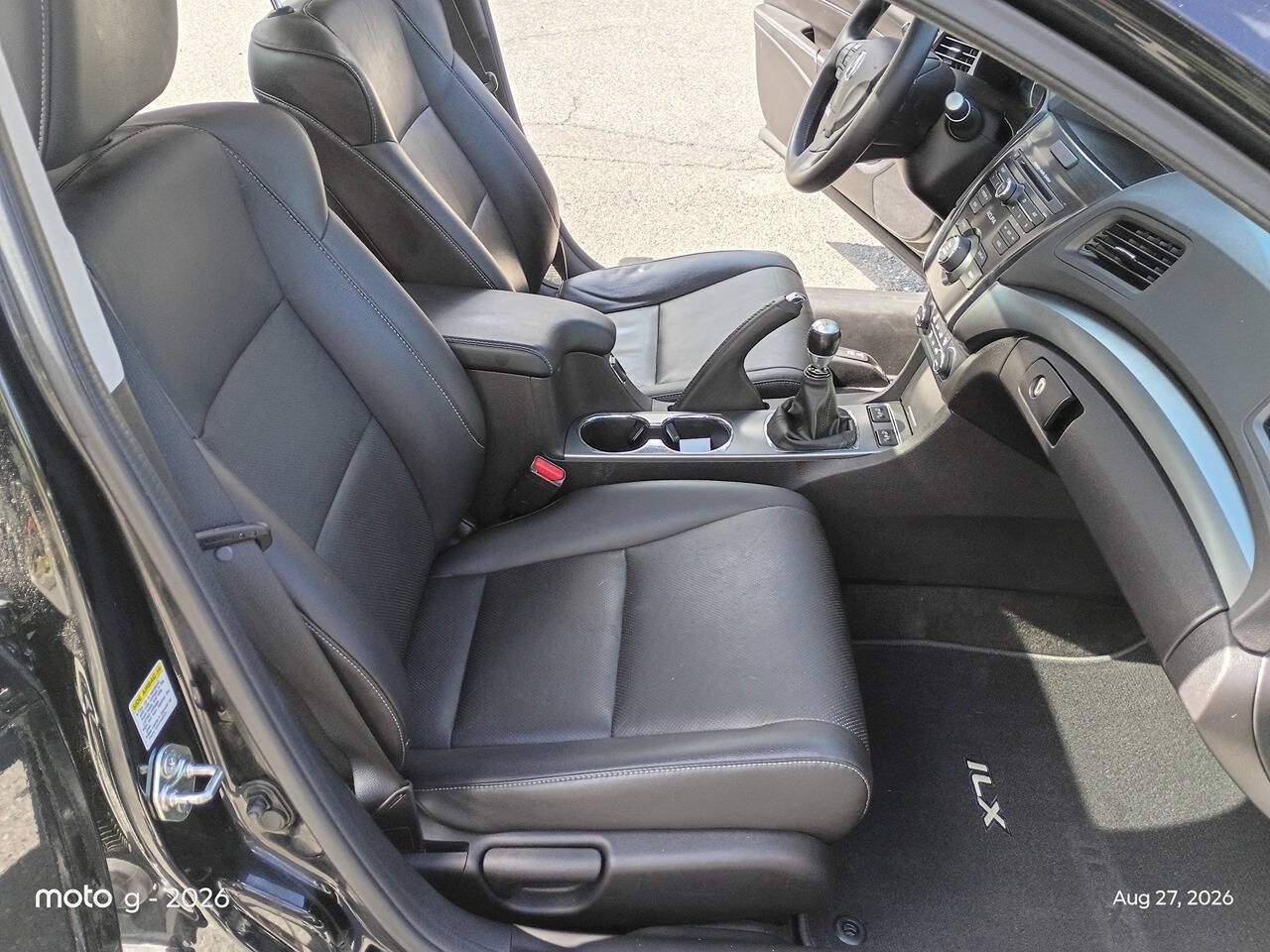 Used 2014 Acura ILX w/ Premium Package FWD image 11