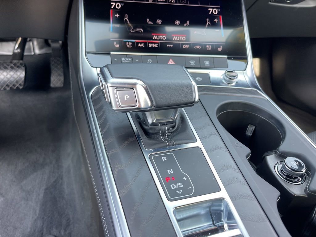 Used 2023 Audi A6 Premium Plus w/ Premium Plus Package image 14