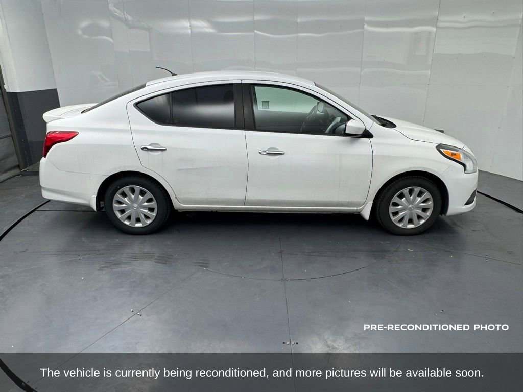 Used 2016 Nissan Versa SV FWD image 6
