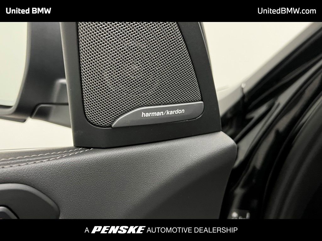 Used 2023 BMW X7 xDrive40i AWD/4WD image 39