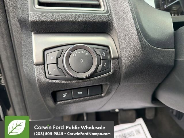 Used 2018 Ford Explorer XLT w/ Equipment Group 202A image 15