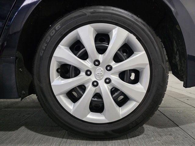 Used 2023 Toyota Corolla LE image 23