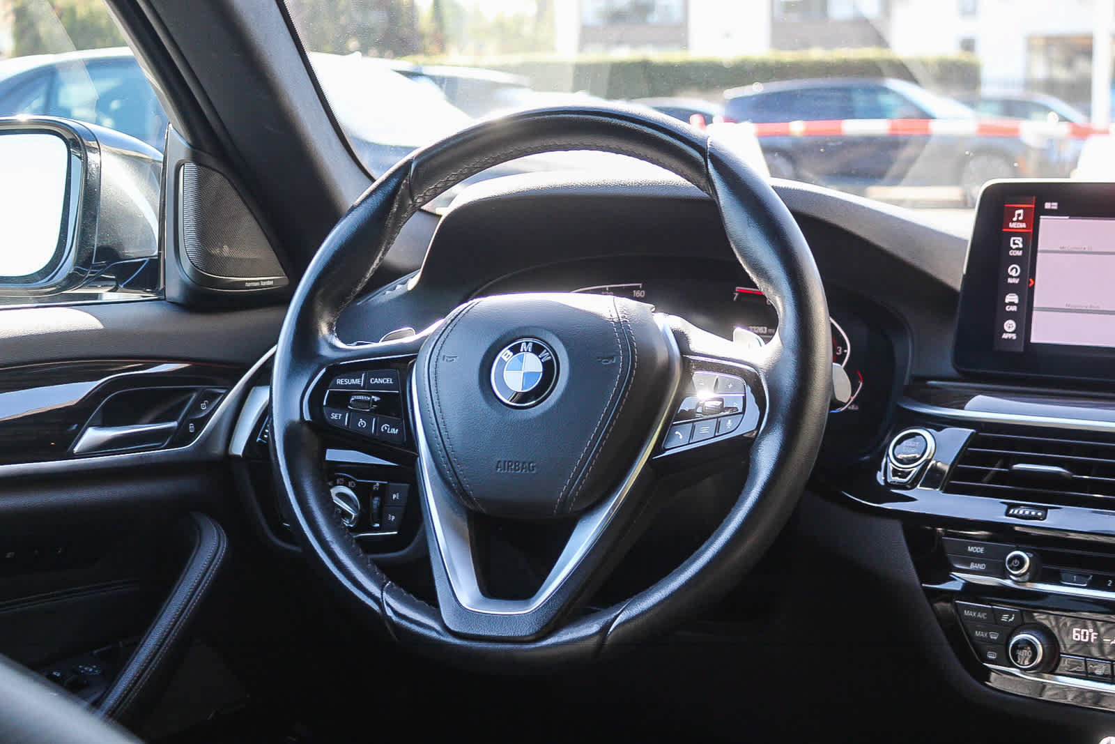 Used 2023 BMW 530i w/ Premium Package RWD image 13