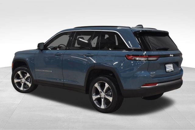 New 2026 Jeep Grand Cherokee Limited w/ Trailer Tow Package image 7