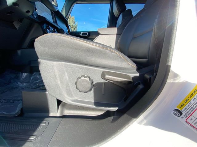 Used 2024 Ford Bronco Badlands image 12