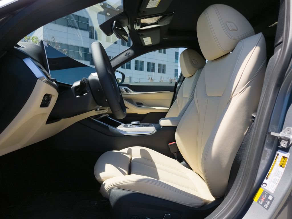 New 2026 BMW i4 eDrive40 w/ Parking Assistance Package RWD image 9