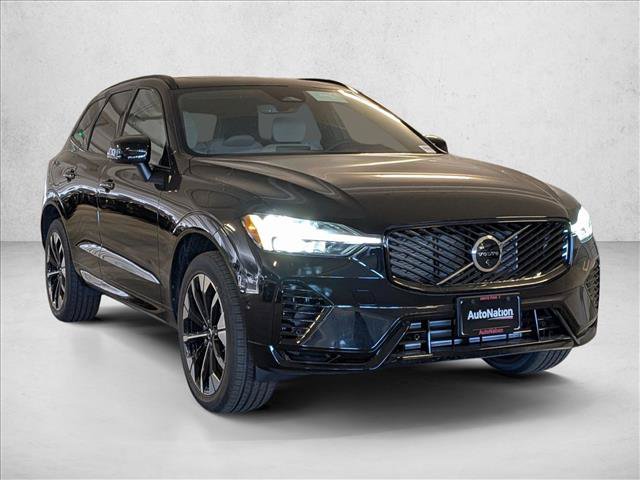 New 2026 Volvo XC60 T8 Plus w/ Climate Package PRO AWD/4WD image 6