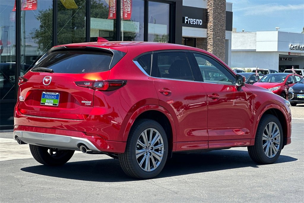 New 2025 MAZDA CX-5 Signature image 5