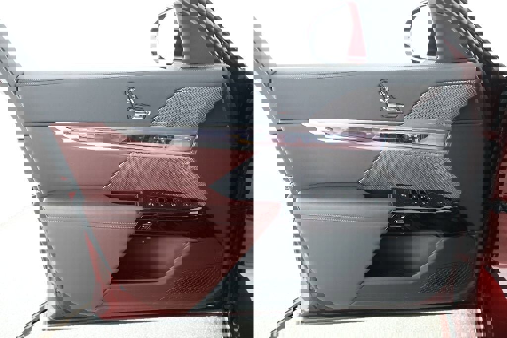 Used 2024 BMW i7 eDrive50 image 10