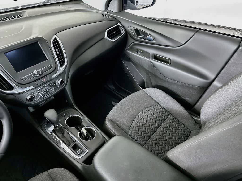 Used 2024 Chevrolet Equinox LT w/ LPO, Floor Liner Package FWD image 11