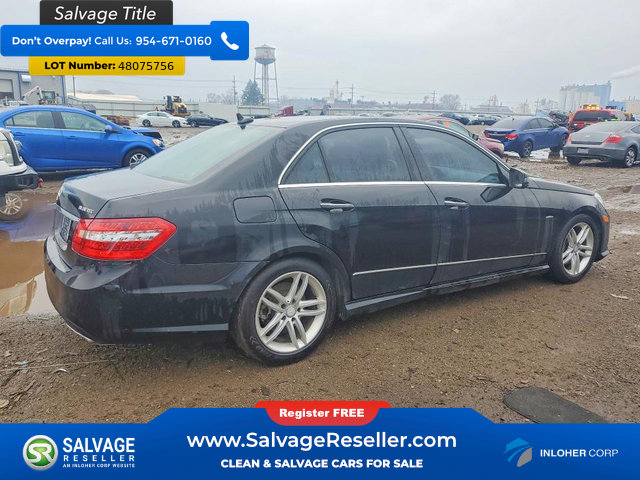Used 2011 Mercedes-Benz E 350 BlueTEC Sedan image 4