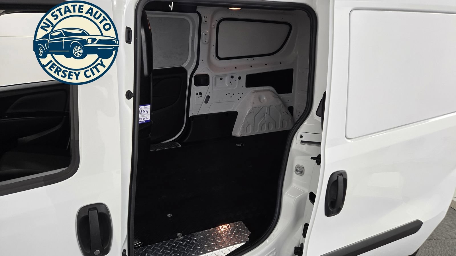 Used 2022 RAM ProMaster City Tradesman FWD image 23