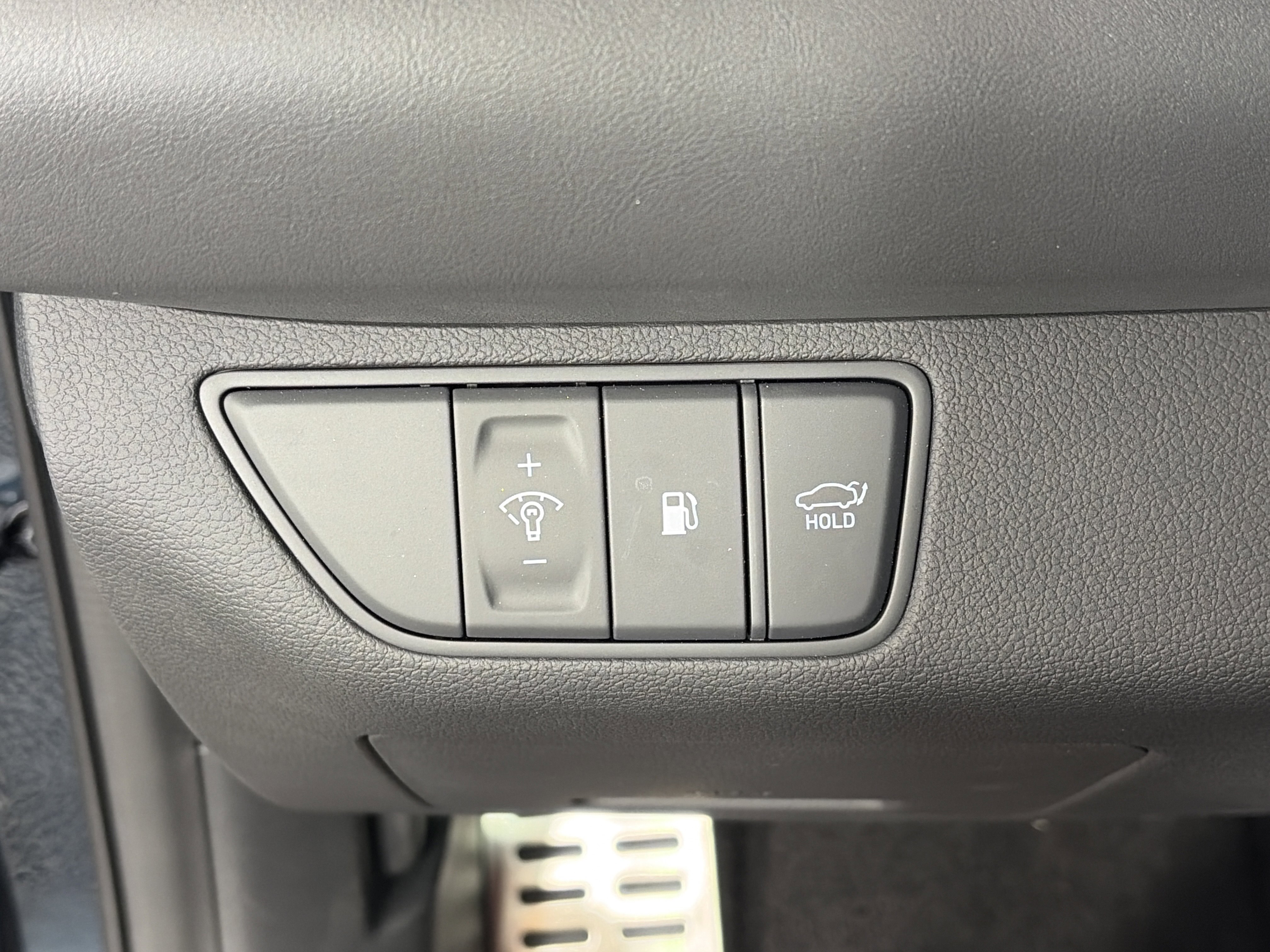 Used 2024 Genesis G70 3.3T Advanced w/ Sport Prestige Package image 31