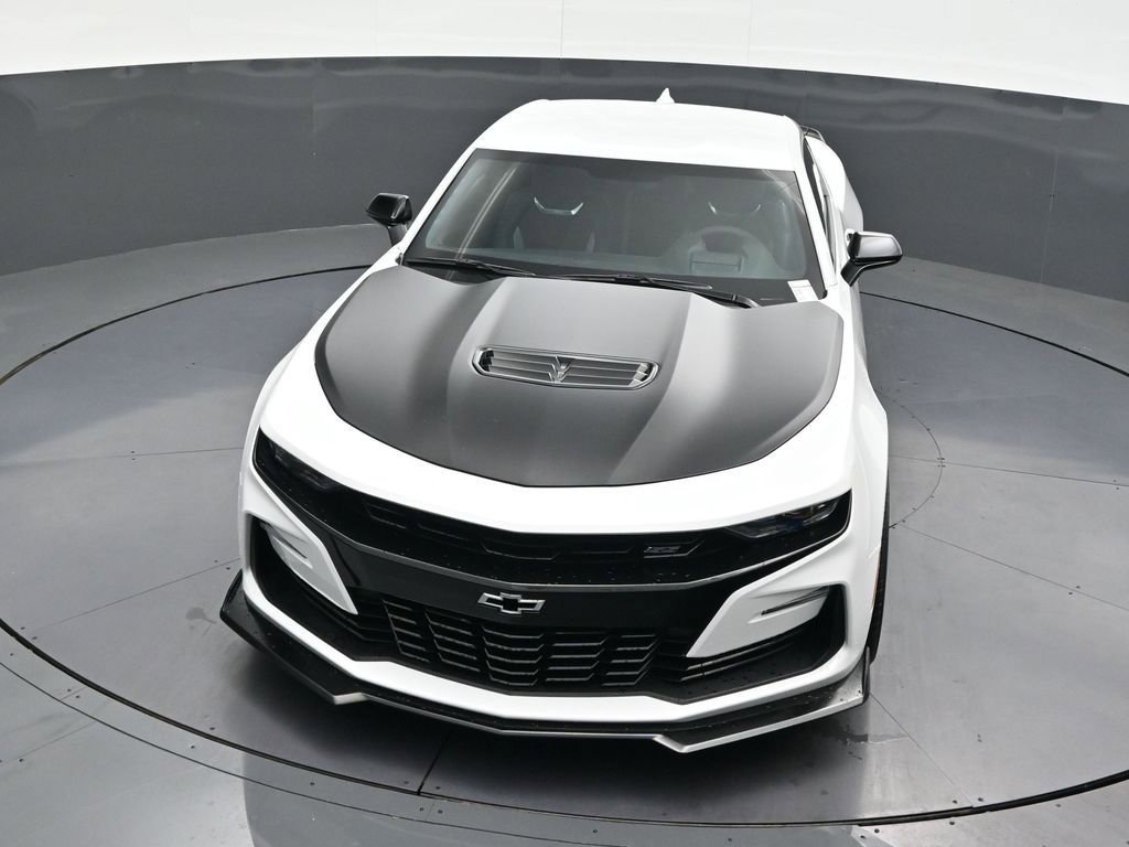 Used 2019 Chevrolet Camaro SS image 22