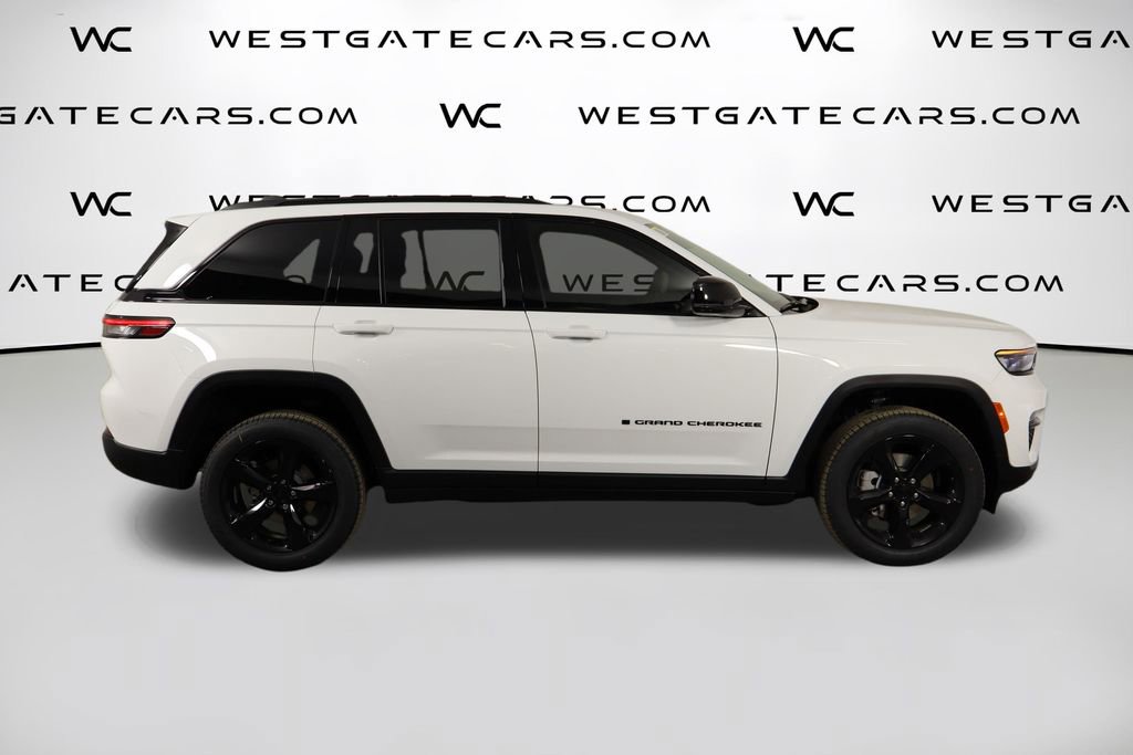 New 2025 Jeep Grand Cherokee Limited w/ Black Appearance Package image 55