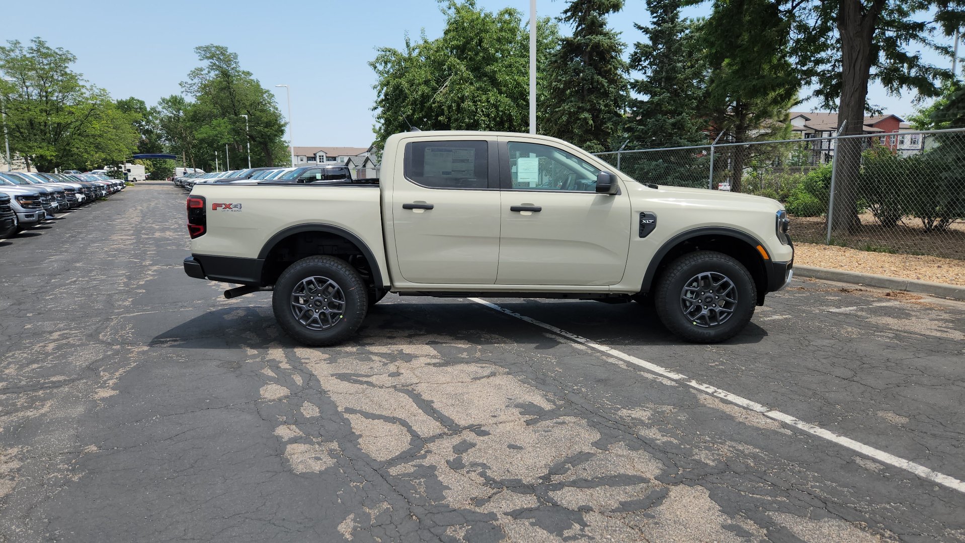 New 2026 Ford Ranger XLT w/ Equipment Group 301A High AWD/4WD image 8