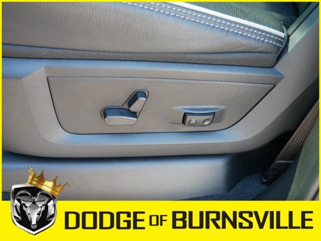 Used 2025 RAM 3500 Limited AWD/4WD image 19