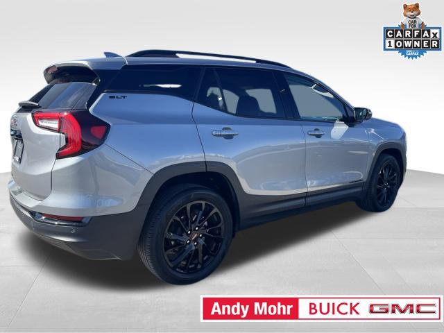 Used 2023 GMC Terrain SLT w/ Tech Package FWD image 13