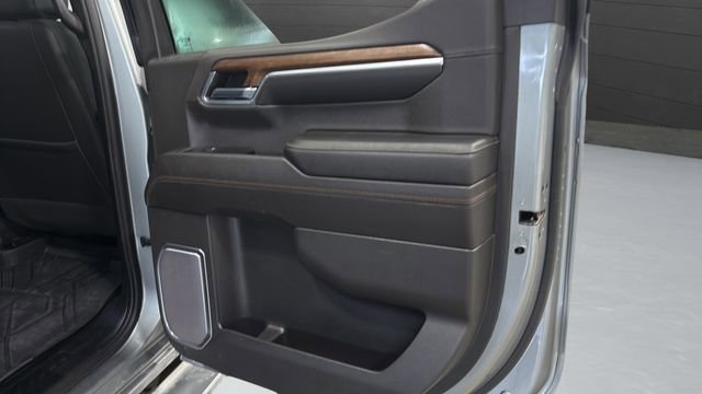 Used 2023 Chevrolet Silverado 1500 High Country w/ Technology Package image 29