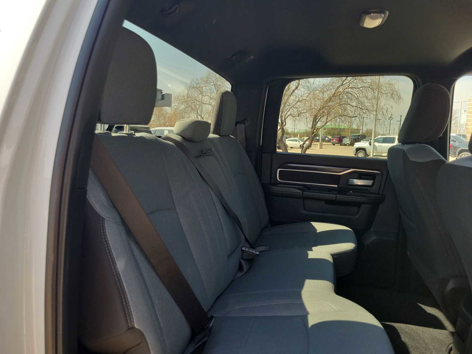 Used 2024 RAM 3500 Big Horn AWD/4WD image 18