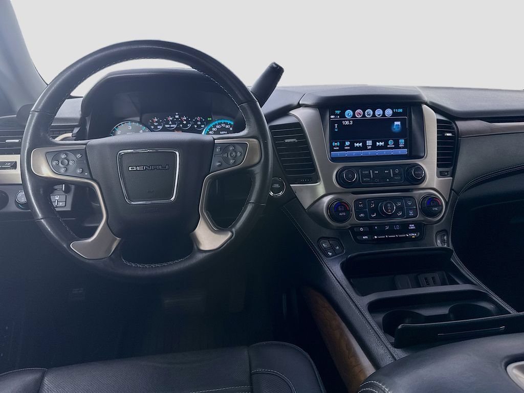Used 2019 GMC Yukon Denali w/ Denali Ultimate Package AWD/4WD image 29