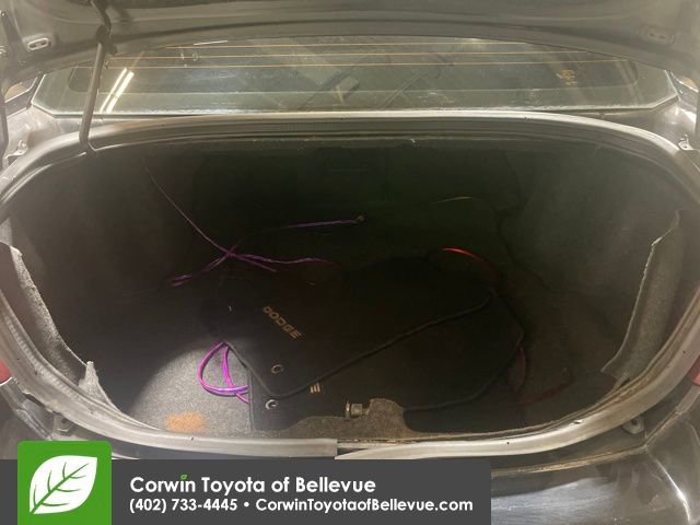 Used 2012 Dodge Avenger SXT image 27