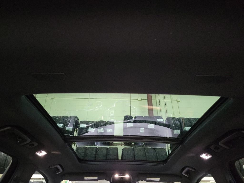 Used 2020 Volvo XC90 T8 Inscription image 28