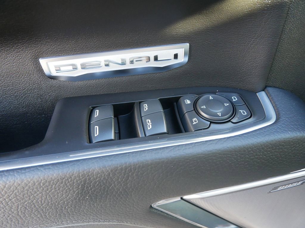 Certified 2025 GMC Sierra 1500 Denali w/ Denali Reserve Package image 16