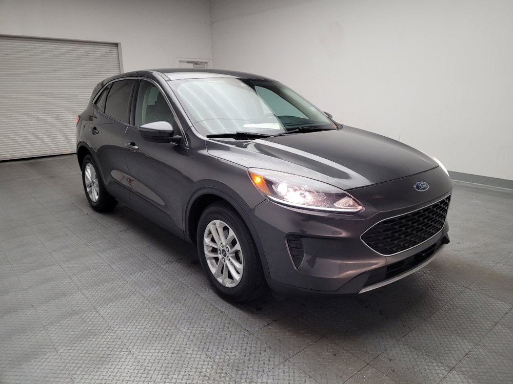 Used 2020 Ford Escape SE FWD image 13