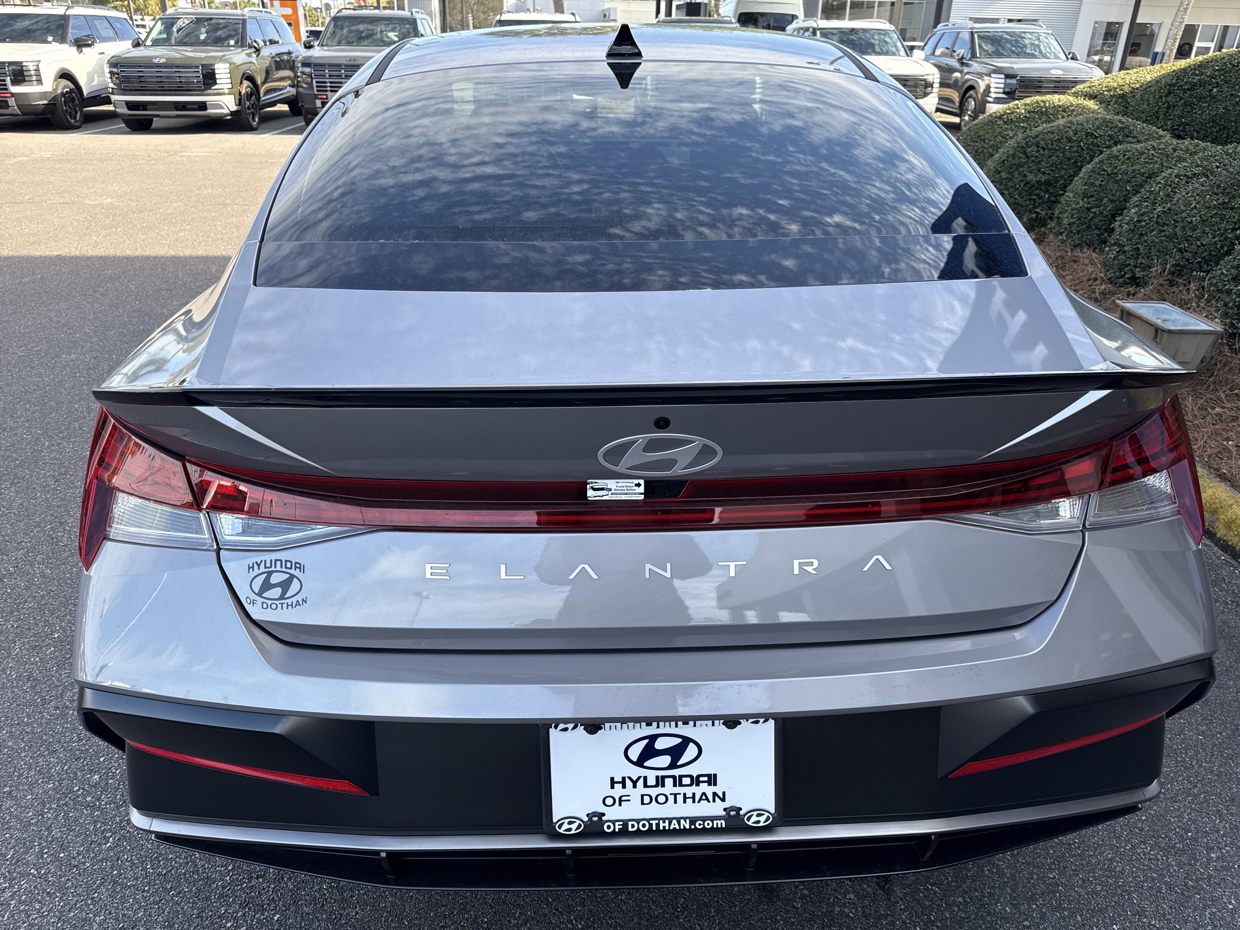 New 2026 Hyundai Elantra SEL Sport Premium image 3