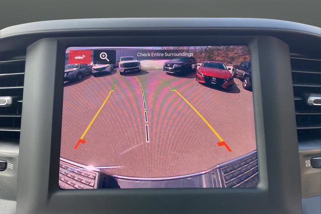 Used 2024 RAM 2500 Tradesman w/ Chrome Appearance Group image 18