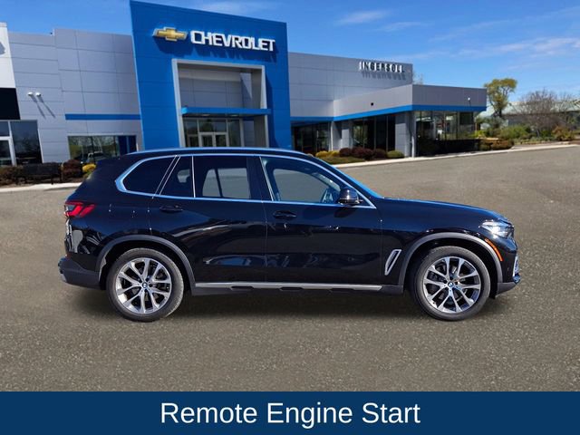 Used 2022 BMW X5 xDrive40i w/ Premium Package image 9
